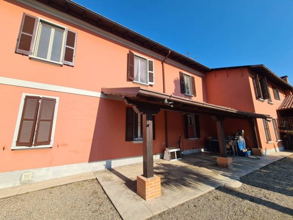 intera palazzina in vendita a Morimondo