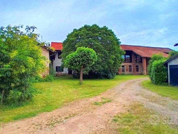 casale in vendita a Morimondo