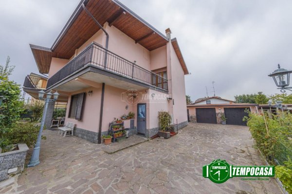 casa indipendente in vendita a Motta Visconti