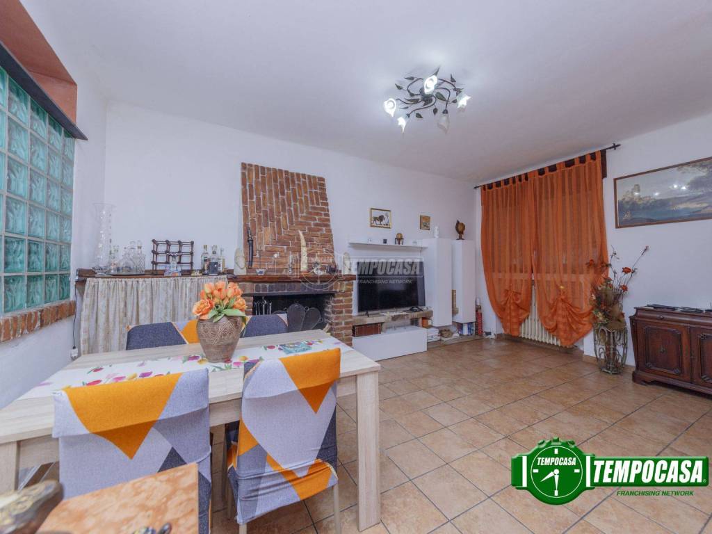 casa indipendente in vendita a Motta Visconti