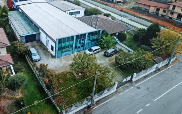 locale commerciale in vendita a Motta Visconti
