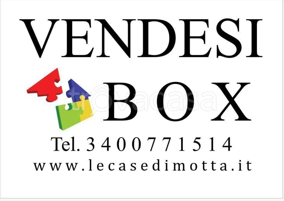 ufficio in vendita a Motta Visconti