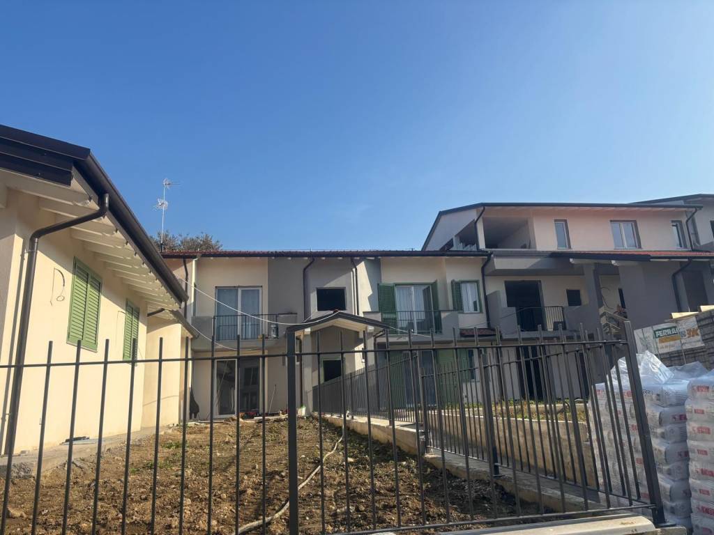 casa indipendente in vendita a Motta Visconti