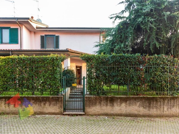 casa indipendente in vendita a Motta Visconti