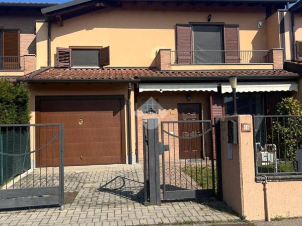 casa indipendente in vendita a Motta Visconti