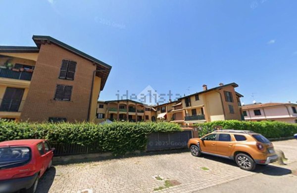 negozio in vendita a Motta Visconti