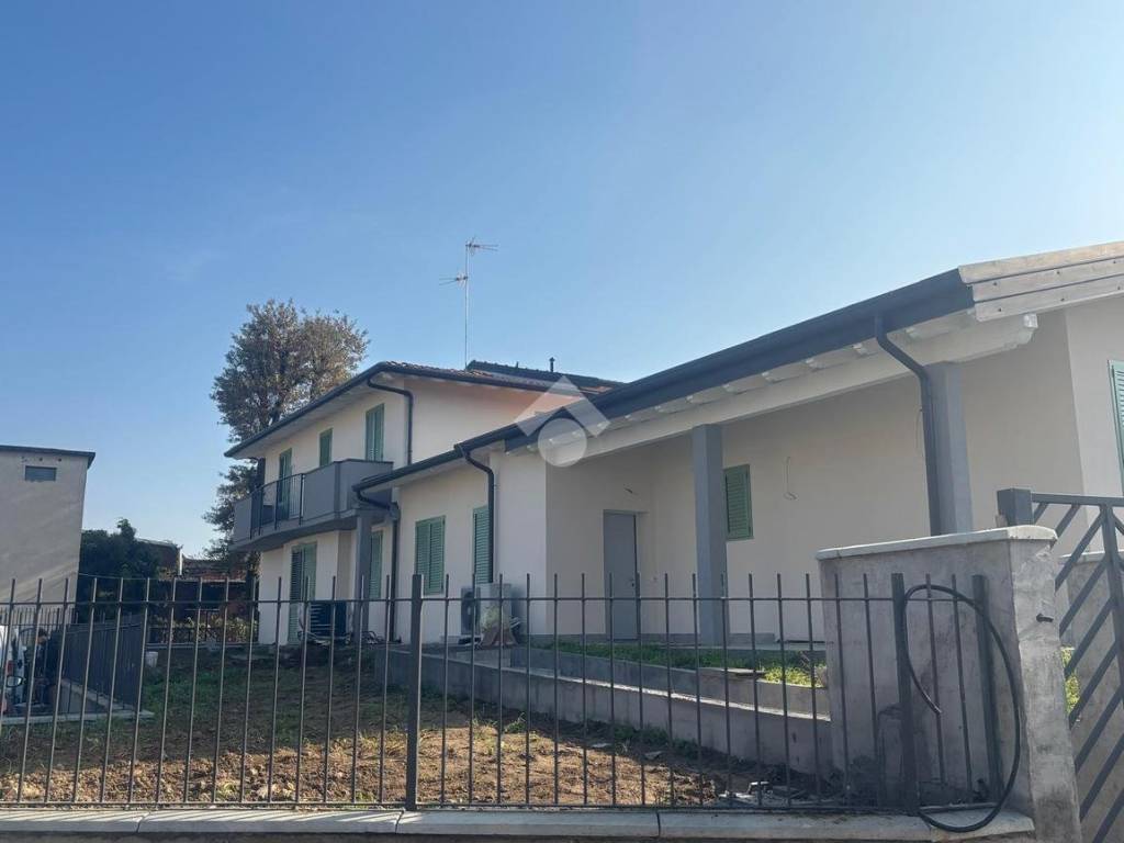 casa indipendente in vendita a Motta Visconti