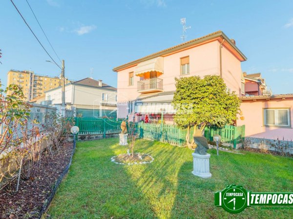 casa indipendente in vendita a Motta Visconti