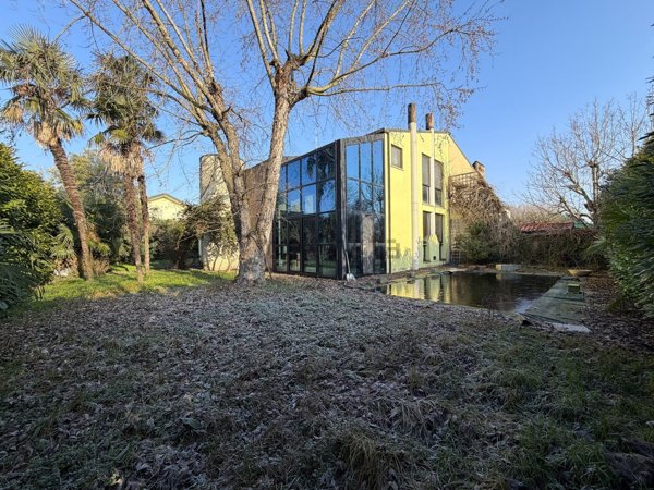 casa indipendente in vendita a Motta Visconti