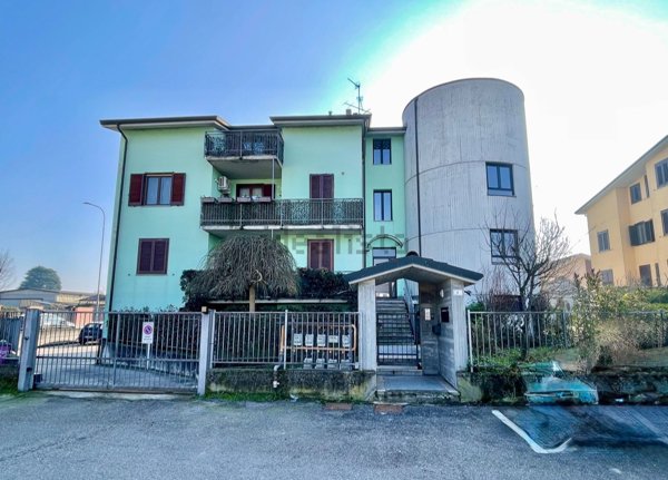 appartamento in vendita a Motta Visconti