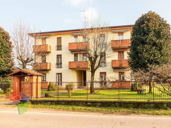 appartamento in vendita a Motta Visconti