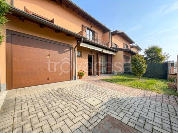 casa indipendente in vendita a Motta Visconti
