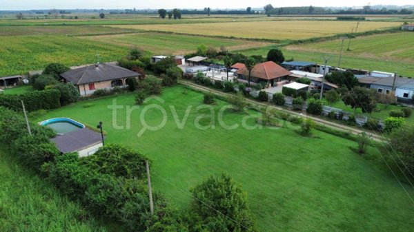 casa indipendente in vendita a Motta Visconti