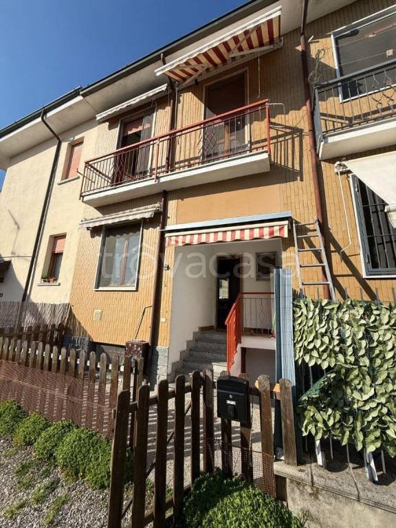 casa indipendente in vendita a Motta Visconti