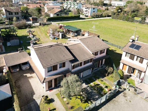 casa indipendente in vendita a Motta Visconti