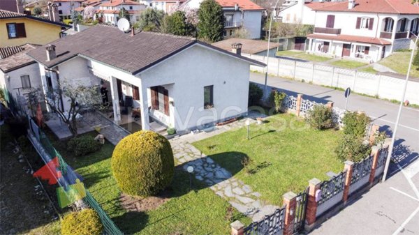 casa indipendente in vendita a Motta Visconti