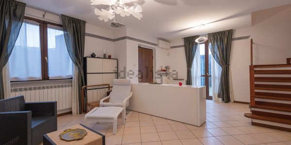 casa indipendente in vendita a Motta Visconti