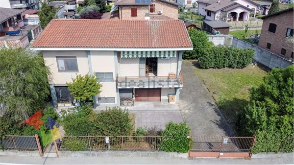 casa indipendente in vendita a Motta Visconti