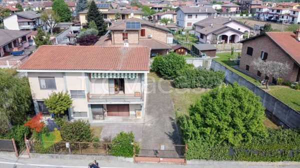 casa indipendente in vendita a Motta Visconti