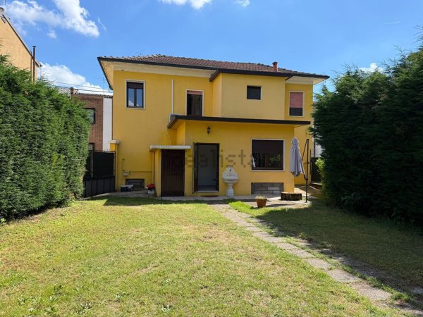 casa indipendente in vendita a Motta Visconti
