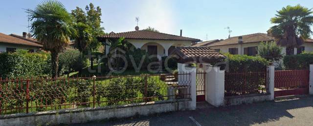 casa indipendente in vendita a Motta Visconti