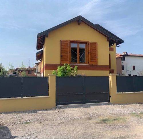 casa indipendente in vendita a Motta Visconti