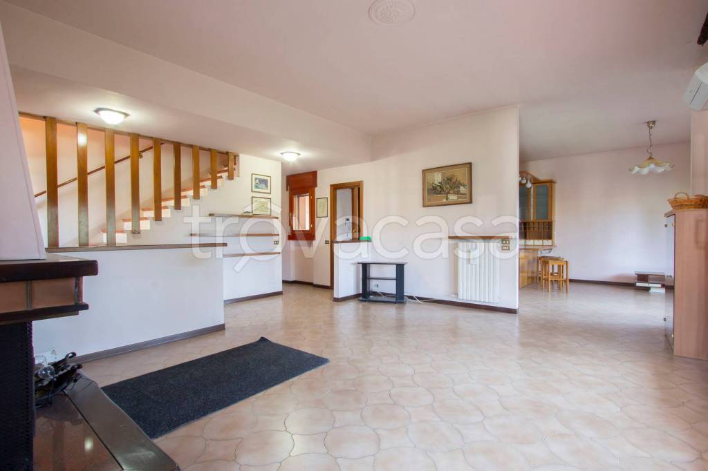 casa indipendente in vendita a Nerviano