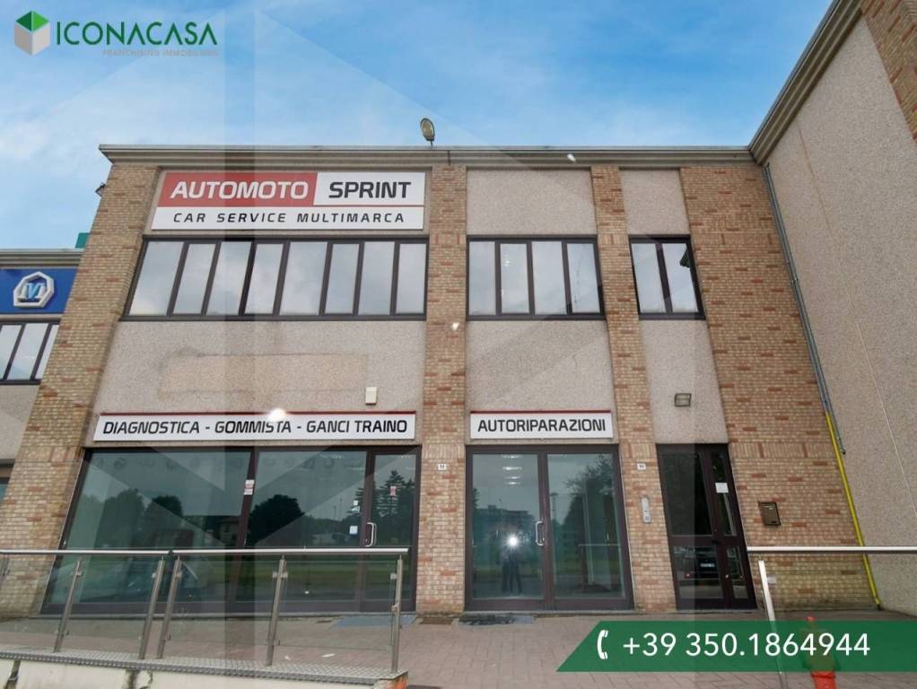 locale commerciale in vendita a Nerviano