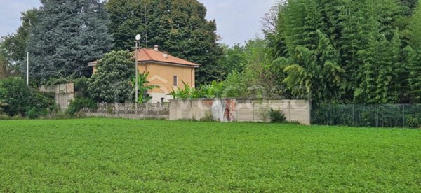 casa indipendente in vendita a Nerviano in zona Garbatola