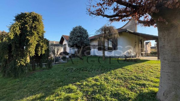 villa in vendita a Nerviano