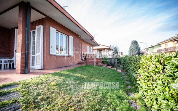 casa indipendente in vendita a Nerviano