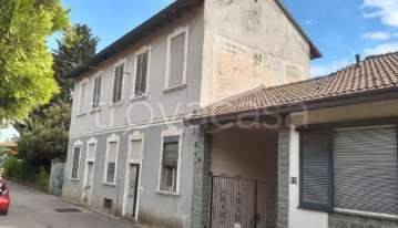 casa indipendente in vendita a Nerviano