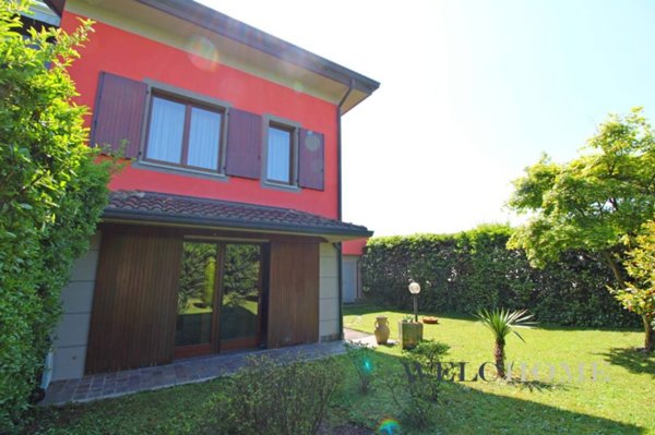 casa indipendente in vendita a Nerviano