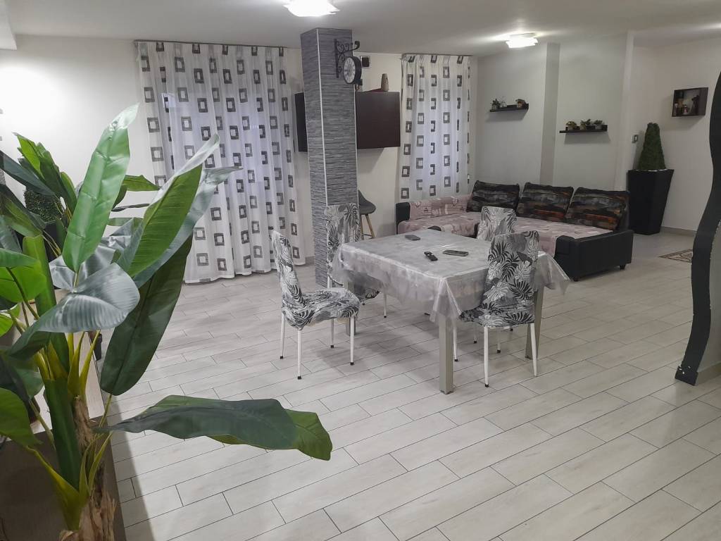 casa indipendente in vendita a Nerviano