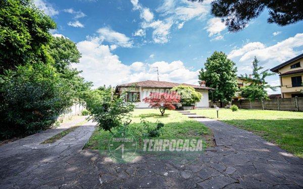 casa indipendente in vendita a Nerviano