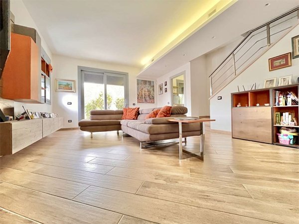 casa indipendente in vendita a Nerviano