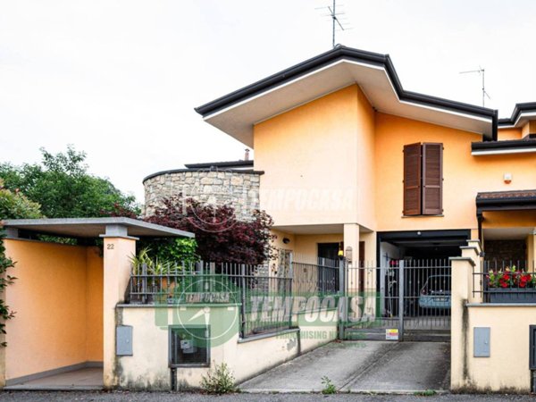 casa indipendente in vendita a Nerviano