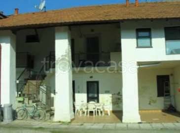 appartamento in vendita a Nerviano in zona Cantone