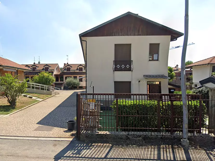 casa indipendente in vendita a Nerviano