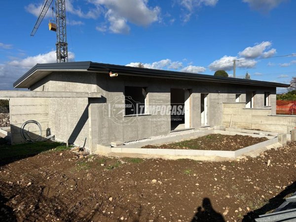 casa indipendente in vendita a Nerviano