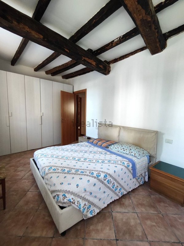 appartamento in vendita a Nerviano in zona Cantone