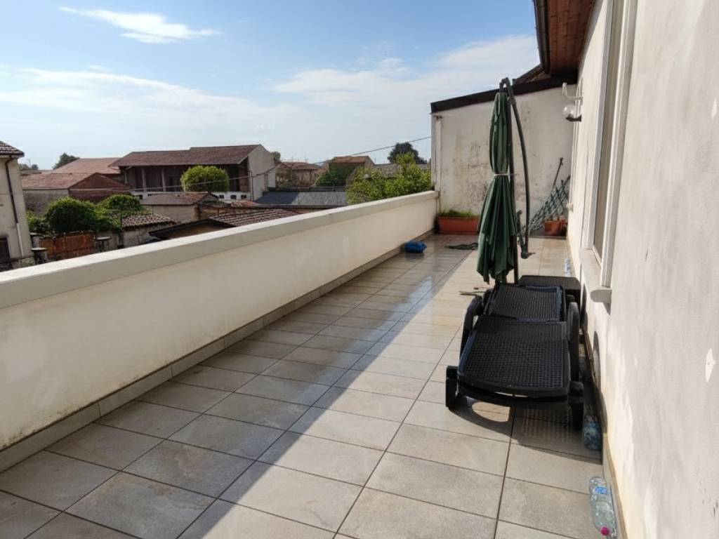 appartamento in vendita a Nerviano in zona Sant'Ilario