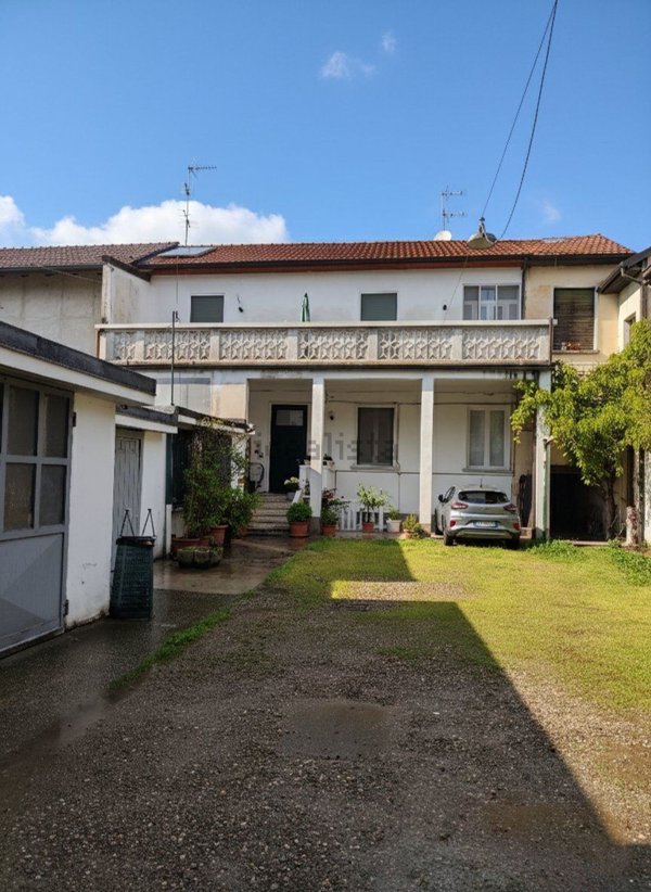 appartamento in vendita a Nerviano in zona Sant'Ilario