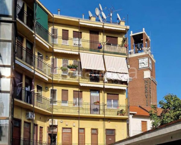 negozio in vendita a Nerviano