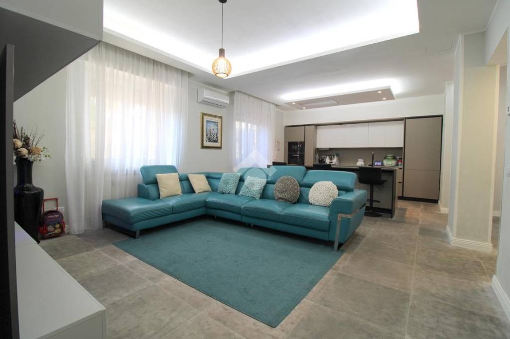 casa indipendente in vendita a Nerviano