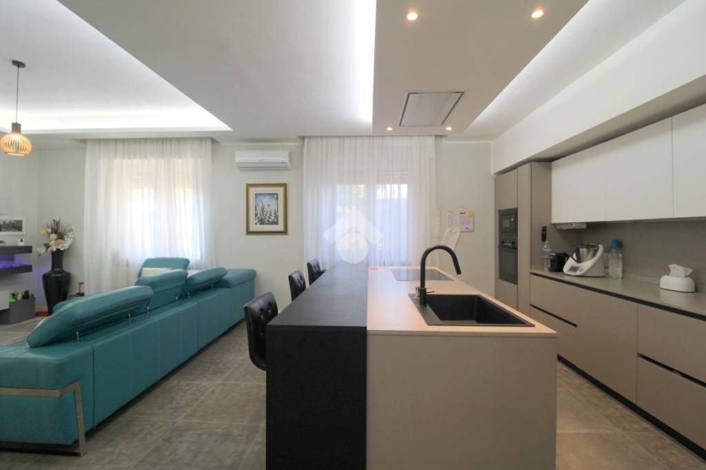 casa indipendente in vendita a Nerviano