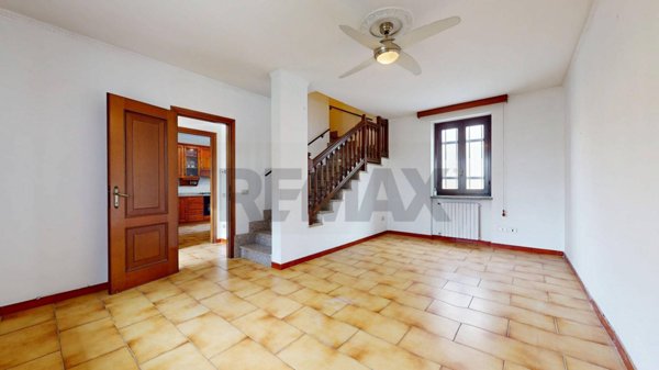 appartamento in vendita a Nerviano in zona Cantone