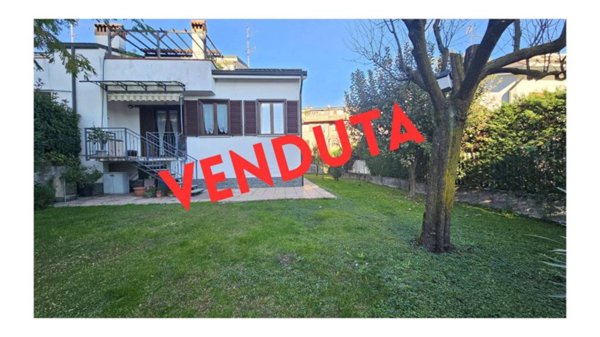 casa indipendente in vendita a Nerviano