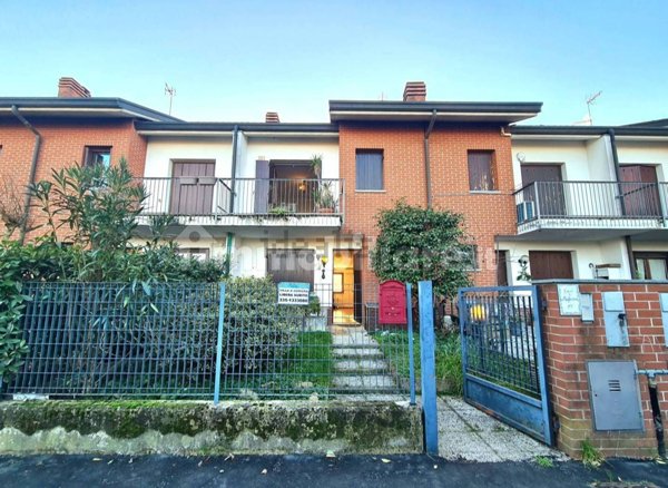 casa indipendente in vendita a Nerviano