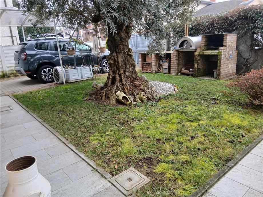 casa indipendente in vendita a Nerviano